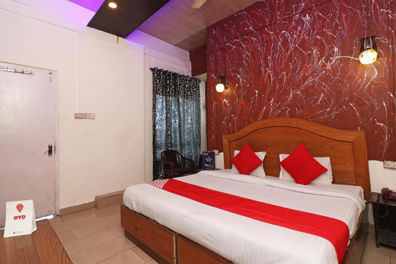 Oyo 73902 Vyttila Residency Kochi Exterior photo